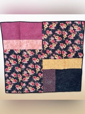 Vintage Handmade Patchwork Quilt 46”x55”